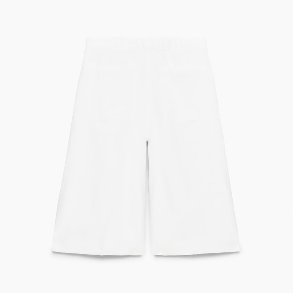 Aritzia - Babaton - Linen Capri - Picture 2 of 9